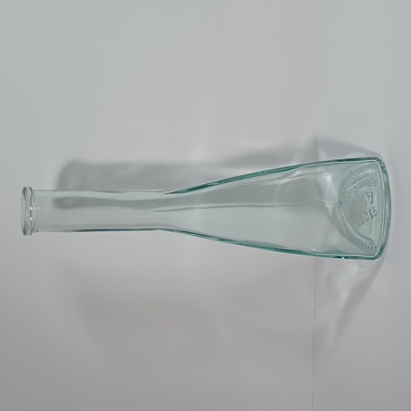 Rare VTG European Bottle Single Bud Triangular Vase Marked Mod Dep 3A 20cl 3mm65 - Picture 3 of 10